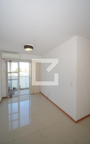 Apartamento para alugar com 65m², 2 quartos e 1 vagaSala