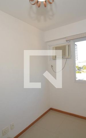 Apartamento para alugar com 65m², 2 quartos e 1 vagaSuíte