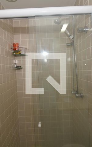 Apartamento para alugar com 65m², 2 quartos e 1 vagaBanheiro da Suíte