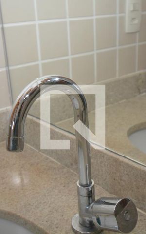 Apartamento para alugar com 65m², 2 quartos e 1 vagaBanheiro Social