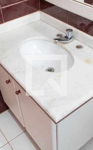 Apartamento à venda com 296m², 4 quartos e 3 vagas Apartamento à venda com 296m², 4 quartos e 3 vagasBANHEIRO SOCIAL DA COBERTURA