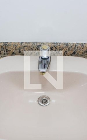Apartamento à venda com 296m², 4 quartos e 3 vagas Apartamento à venda com 296m², 4 quartos e 3 vagasLAVABO