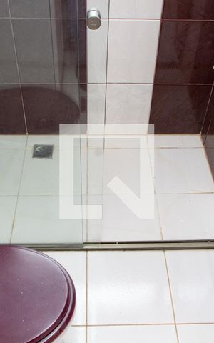 Apartamento à venda com 296m², 4 quartos e 3 vagas Apartamento à venda com 296m², 4 quartos e 3 vagasBANHEIRO SOCIAL DA COBERTURA