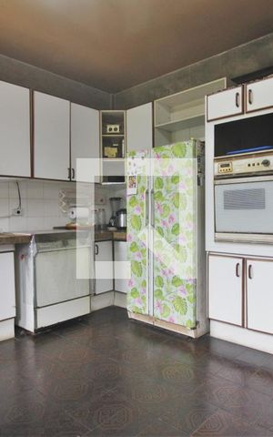 Casa à venda com 650m², 6 quartos e sem vagaCozinha