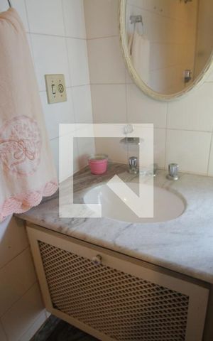 Casa à venda com 650m², 6 quartos e sem vagaPia
