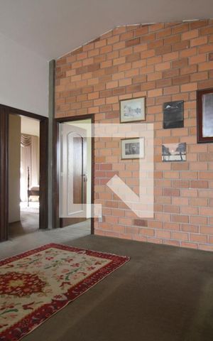 Casa à venda com 650m², 6 quartos e sem vagaCorredor
