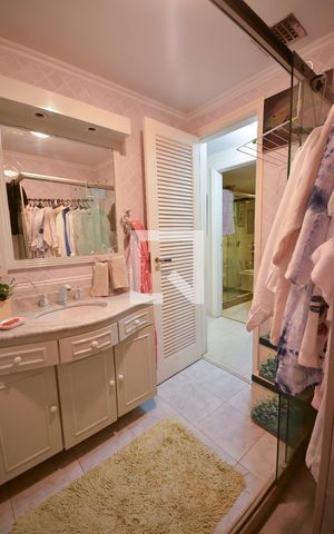 Apartamento à venda com 260m², 4 quartos e 1 vagaBanheiro