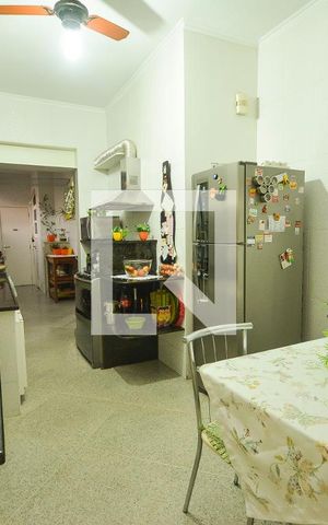Apartamento à venda com 260m², 4 quartos e 1 vagaCozinha