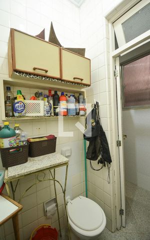 Apartamento à venda com 260m², 4 quartos e 1 vagaBanheiro de Serviço