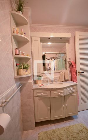 Apartamento à venda com 260m², 4 quartos e 1 vagaBanheiro
