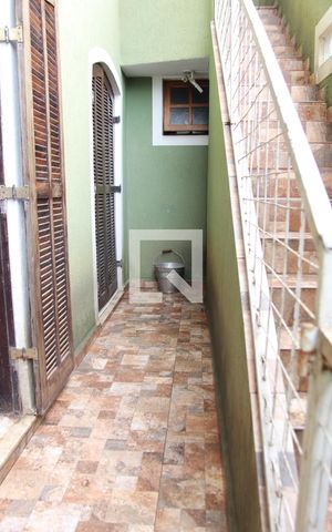 Casa à venda com 197m², 3 quartos e 2 vagas Casa à venda com 197m², 3 quartos e 2 vagasQuintal