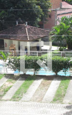 Apartamento para alugar com 56m², 3 quartos e 1 vagaÁrea comum - Piscina