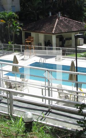 Apartamento para alugar com 56m², 3 quartos e 1 vagaPiscina