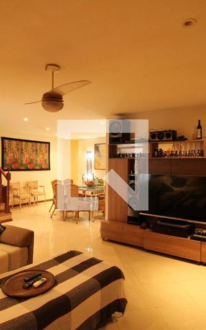 Apartamento à venda com 334m², 3 quartos e 4 vagasSala