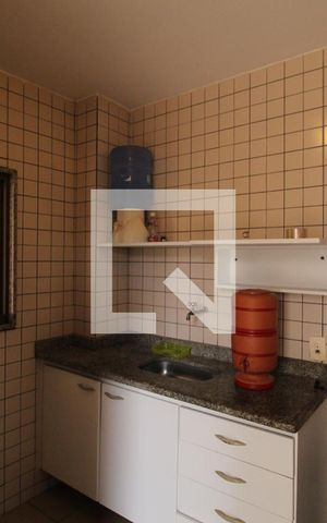 Apartamento à venda com 334m², 3 quartos e 4 vagasÁrea Comum - Cozinha
