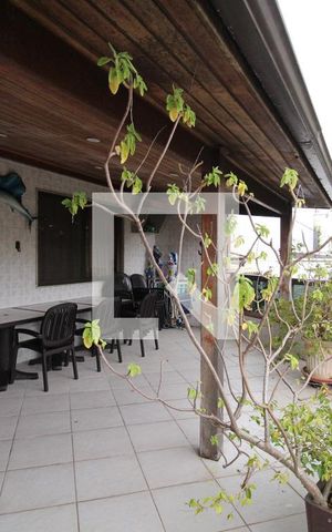 Apartamento à venda com 334m², 3 quartos e 4 vagasVaranda