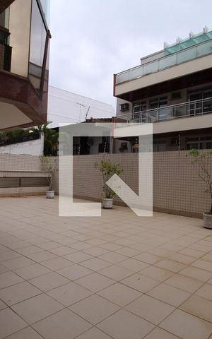 Apartamento à venda com 334m², 3 quartos e 4 vagasÁrea Comum - Playground