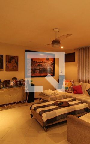 Apartamento à venda com 334m², 3 quartos e 4 vagasSala