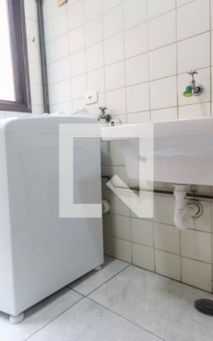 Apartamento à venda com 82m², 3 quartos e 1 vagaÁrea de Serviço