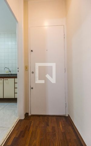 Apartamento à venda com 82m², 3 quartos e 1 vagaEntrada