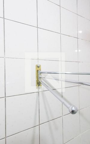 Apartamento à venda com 82m², 3 quartos e 1 vagaDetalhe banheiro