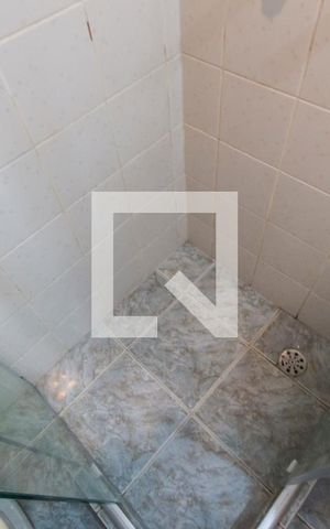 Apartamento à venda com 82m², 3 quartos e 1 vagaDetalhe banheiro