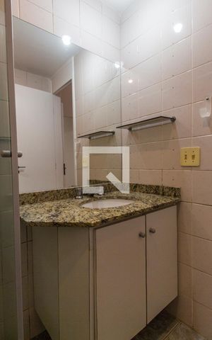 Apartamento à venda com 82m², 3 quartos e 1 vagaBanheiro da Suíte