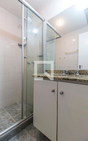 Apartamento à venda com 82m², 3 quartos e 1 vagaBanheiro da Suíte