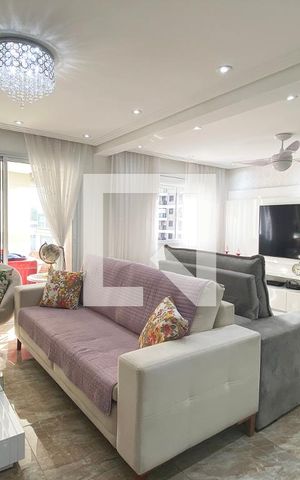 Apartamento à venda com 105m², 2 quartos e 2 vagasSala
