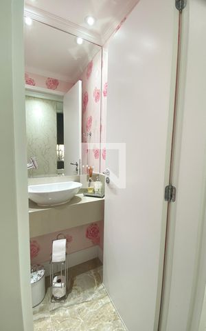 Apartamento à venda com 105m², 2 quartos e 2 vagasBanheiro Corredor