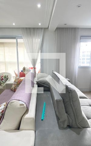 Apartamento à venda com 105m², 2 quartos e 2 vagasSala