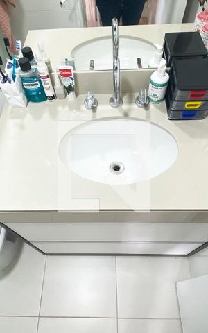Apartamento à venda com 105m², 2 quartos e 2 vagasBanheiro da Suíte 2