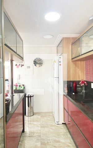 Apartamento à venda com 105m², 2 quartos e 2 vagasCozinha