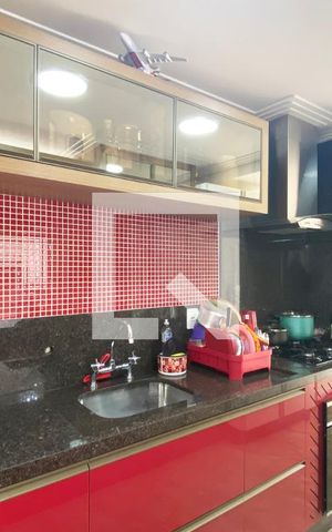 Apartamento à venda com 105m², 2 quartos e 2 vagasDetalhe cozinha