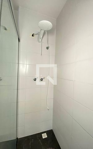Apartamento à venda com 50m², 1 quarto e 1 vagaBox do Banheiro