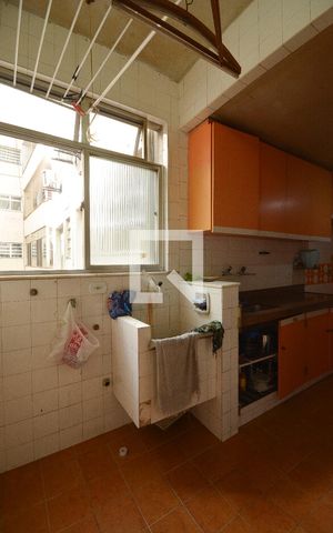 Apartamento à venda com 80m², 3 quartos e 1 vagaÁrea de Serviço