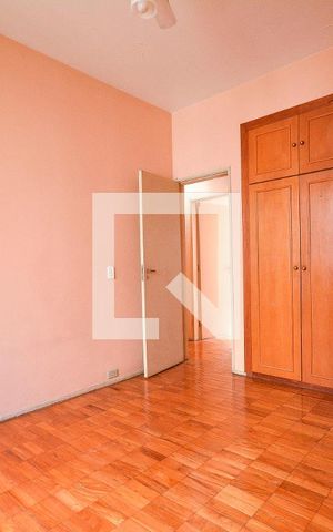 Apartamento à venda com 80m², 3 quartos e 1 vagaQuarto 2