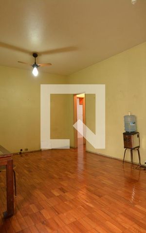 Apartamento à venda com 80m², 3 quartos e 1 vagaSala 