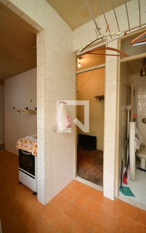 Apartamento à venda com 80m², 3 quartos e 1 vagaÁrea de Serviço