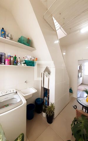 Apartamento à venda com 280m², 3 quartos e sem vaga Apartamento à venda com 280m², 3 quartos e sem vagaÁrea de Serviço