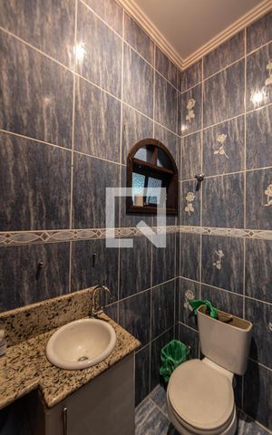 Casa à venda com 270m², 2 quartos e sem vaga Casa à venda com 270m², 2 quartos e sem vagaLavabo