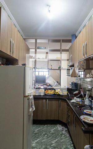 Casa à venda com 270m², 2 quartos e sem vaga Casa à venda com 270m², 2 quartos e sem vagaCozinha