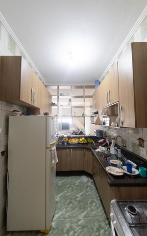 Casa à venda com 270m², 2 quartos e sem vaga Casa à venda com 270m², 2 quartos e sem vagaCozinha