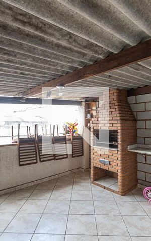 Casa à venda com 270m², 2 quartos e sem vaga