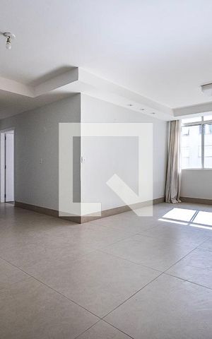 Apartamento para alugar com 105m², 2 quartos e 1 vaga Apartamento para alugar com 105m², 2 quartos e 1 vagaSala
