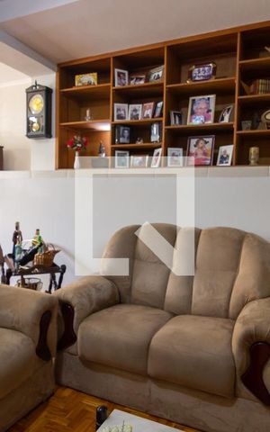 Apartamento à venda com 140m², 3 quartos e 1 vaga Apartamento à venda com 140m², 3 quartos e 1 vagaSala