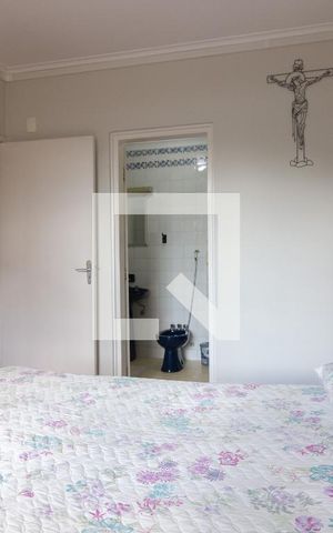 Apartamento à venda com 140m², 3 quartos e 1 vaga Apartamento à venda com 140m², 3 quartos e 1 vagaSuíte