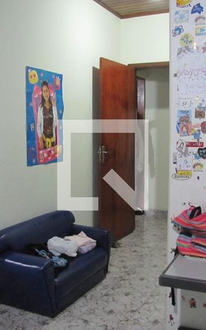 Casa à venda com 240m², 4 quartos e 4 vagasQuarto 2