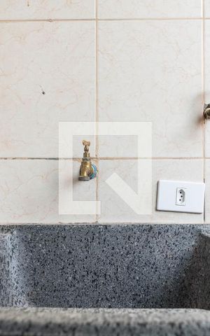 Casa para alugar com 30m², 1 quarto e sem vaga Casa para alugar com 30m², 1 quarto e sem vagaÁrea de Serviço
