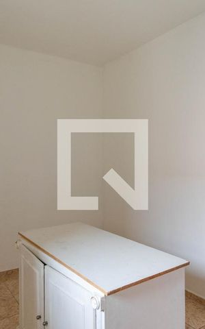 Casa para alugar com 30m², 1 quarto e sem vaga Casa para alugar com 30m², 1 quarto e sem vagaQuarto